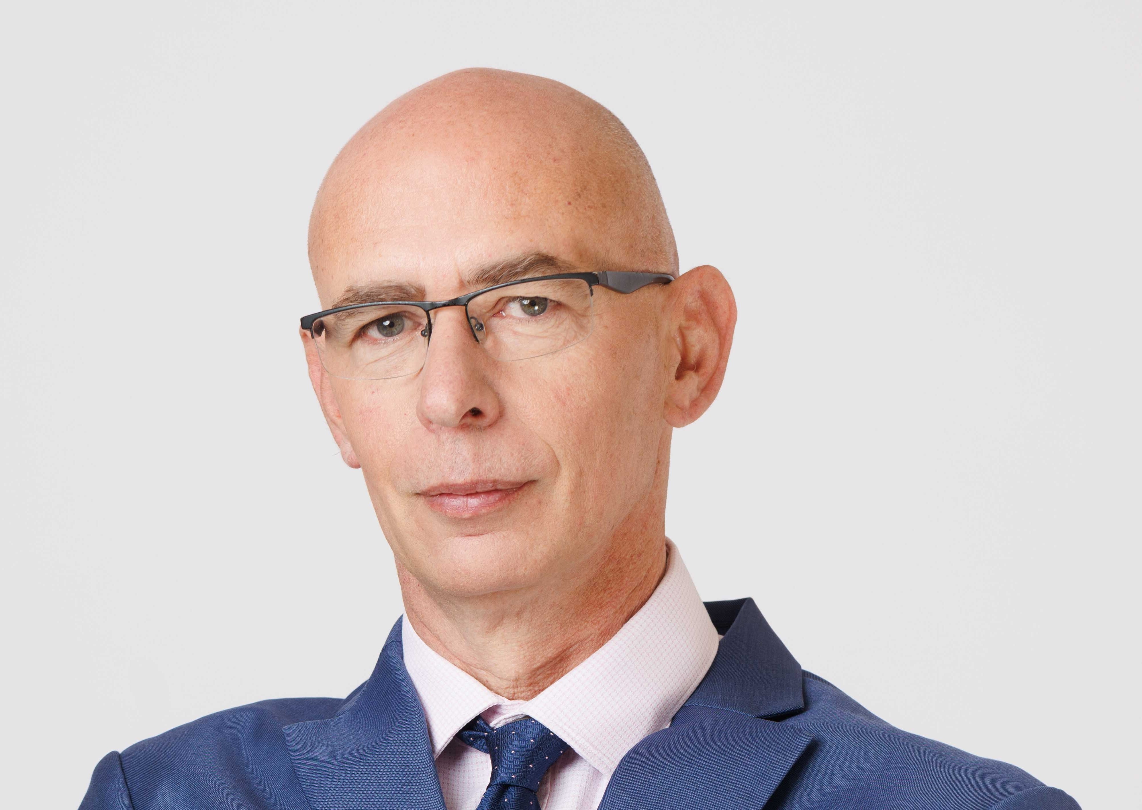 דר' יואב שכטר